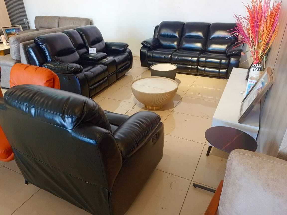 rec05 6-Seater Black Leather Recliner Set